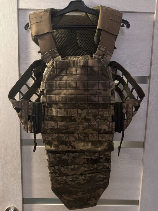 Плитоноска тактическая