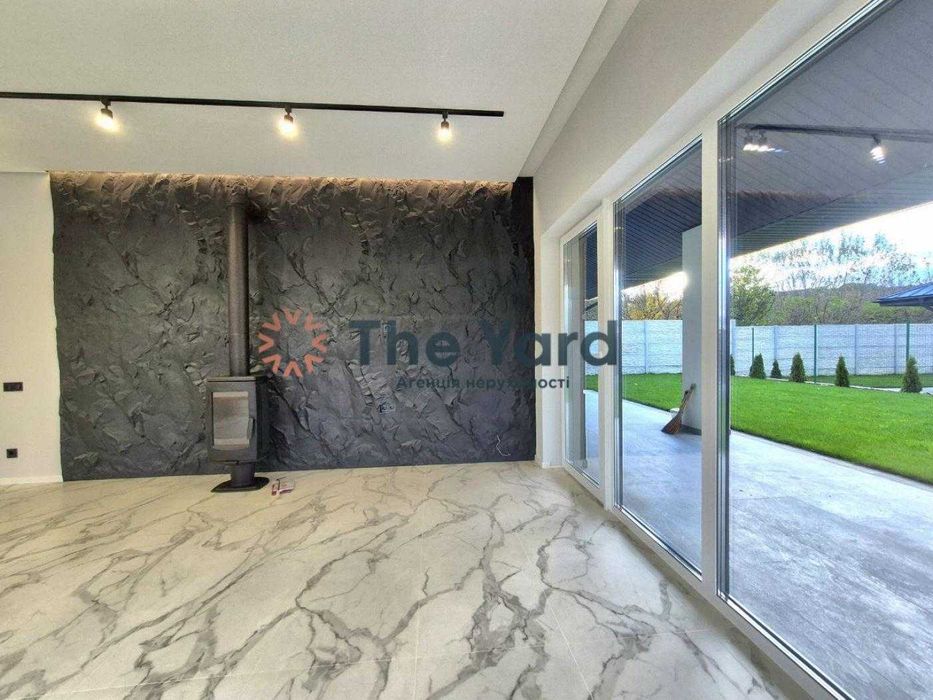 Продаж Будинку 135 кв.м. ділянка 6 сот. Підгірці КМ Сімейний Маєток