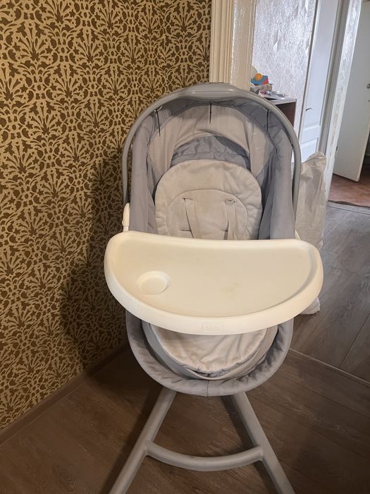 Кроватка и стульчик для кормления chicco 5 в 1