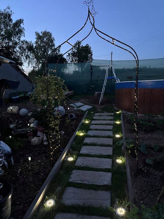 Lampki LED ozdoby wbijane do ogrodu zestaw 12 szt białe
