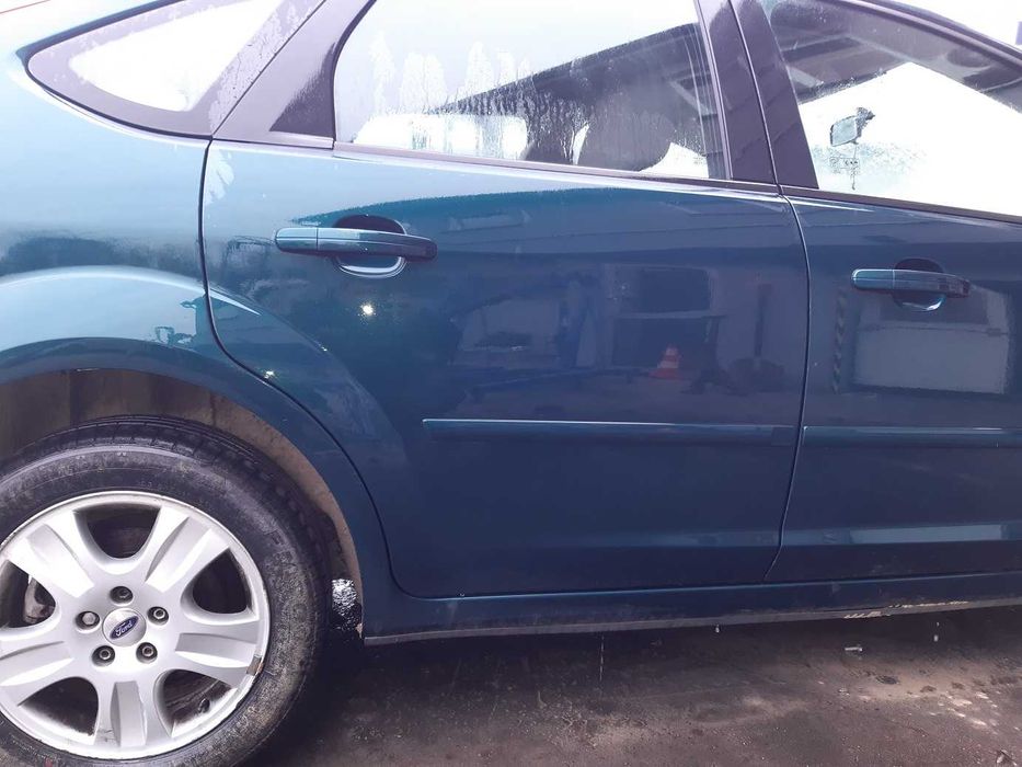 Focus MK2 1.8 TDCI - drzwi prawe KOMPLETNE