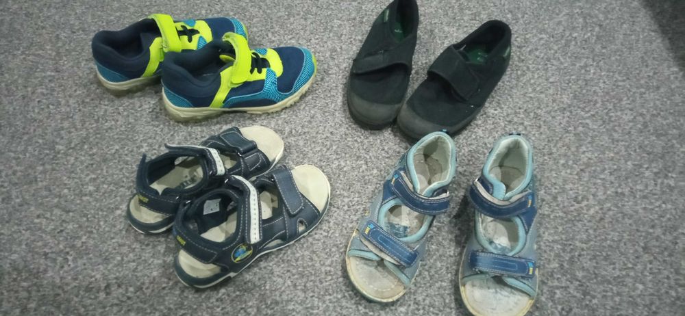 Zestaw butów dla chłopca r. 29