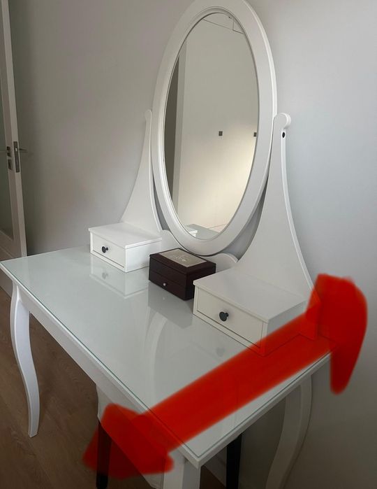 Mesa de maquilhagem