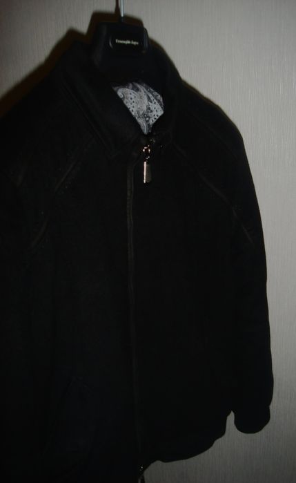 Тепла куртка з кашеміру