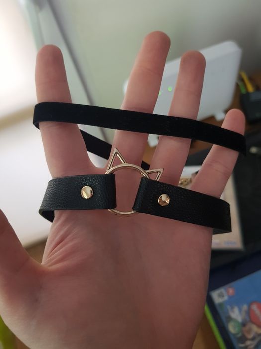 Choker zwykły i kotek