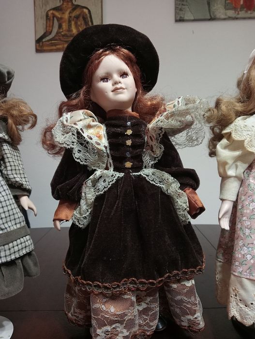 Bonecas de porcelana