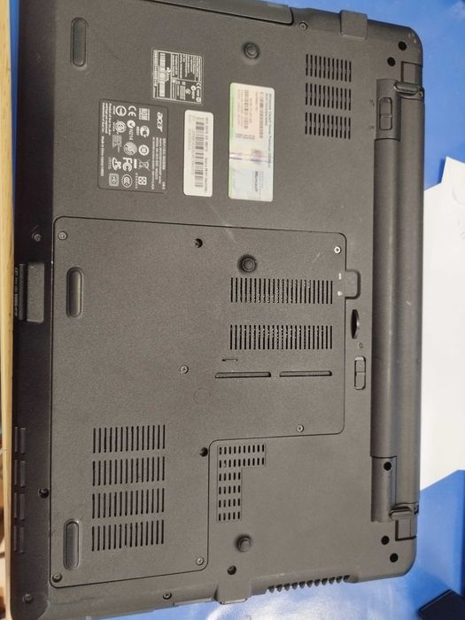 Uszkodzony Acer Aspire 5810T | 4GB RAM | Dysk 250GB (Czysty)