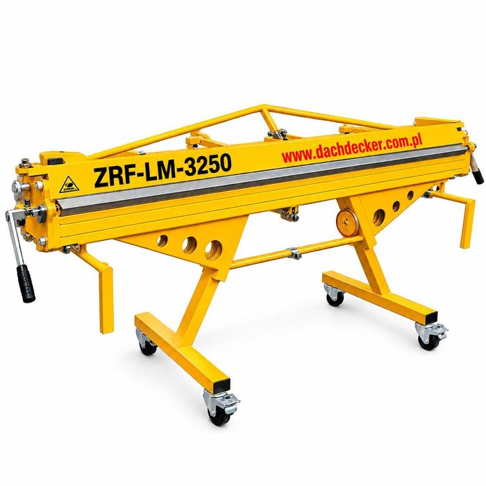 Turnover machine with segmented blade and guillotine