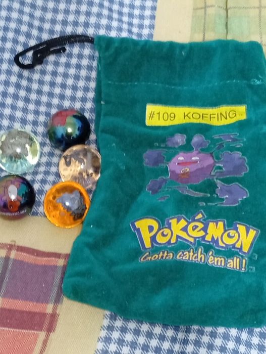 Berlindes Pokémon com Bolsa