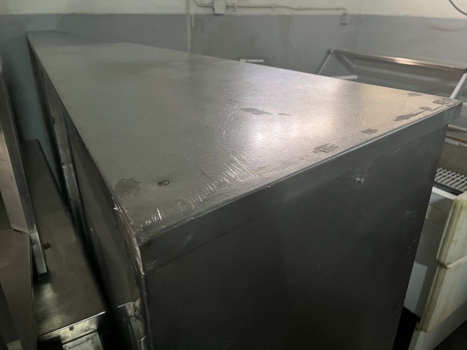 Escaparate Móvel em inox com 2.20mt