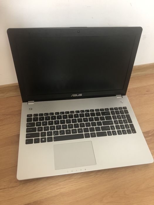 Notebook Asus N56VZ Intel DualCore i7-3540M 3,7GHz 16GB RAM grafika GeFore 650GT mobile SSD 500GB Windows 10