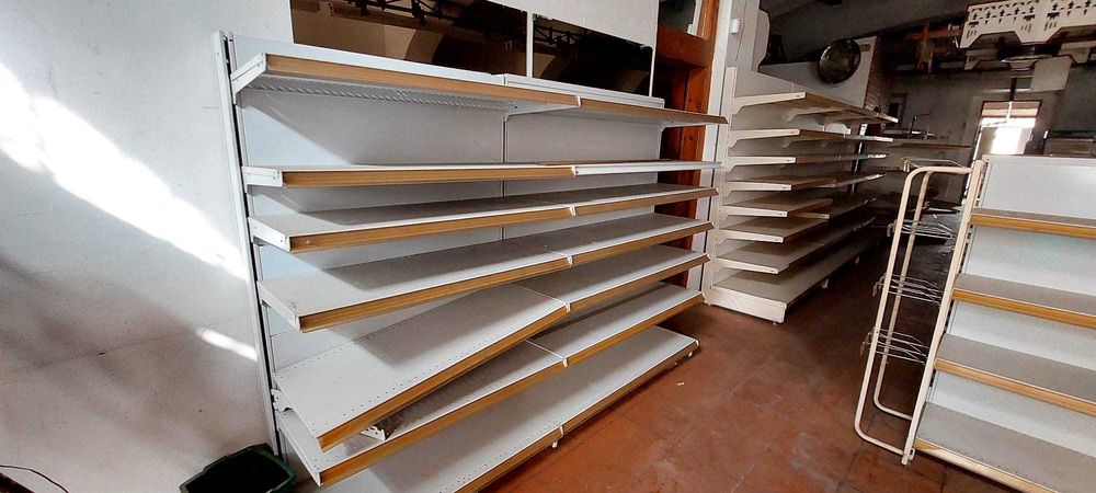 Oportunidade IMPERDÍVEL - Prateleiras de Supermercado