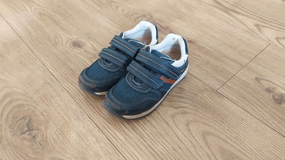 Buty sportowe, rozmiar 26, na rzepy, dziecięce, wygodne, na wiosnę