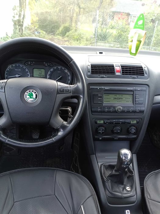 Шкода А5 1.8 TSI