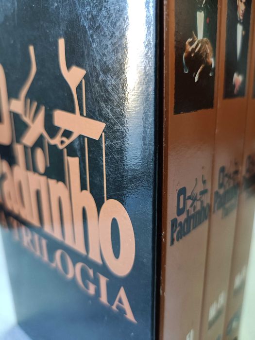 O Padrinho
A TRILOGIA, em VHS