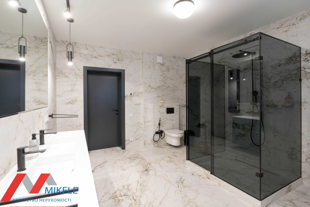 Сучасний новий будинок 2024р 320м2 діл 19сот с. Щасливе