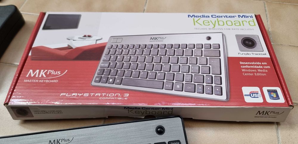 Mini PC Intel + SSD + Teclado Sem Fios, ideal para Media Center c/VESA