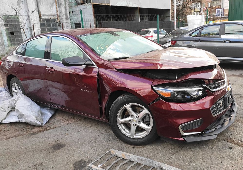 Четверть крыло дверь Шевроле Малибу Chevrolet Malibu 2016+: 5 000 грн ...