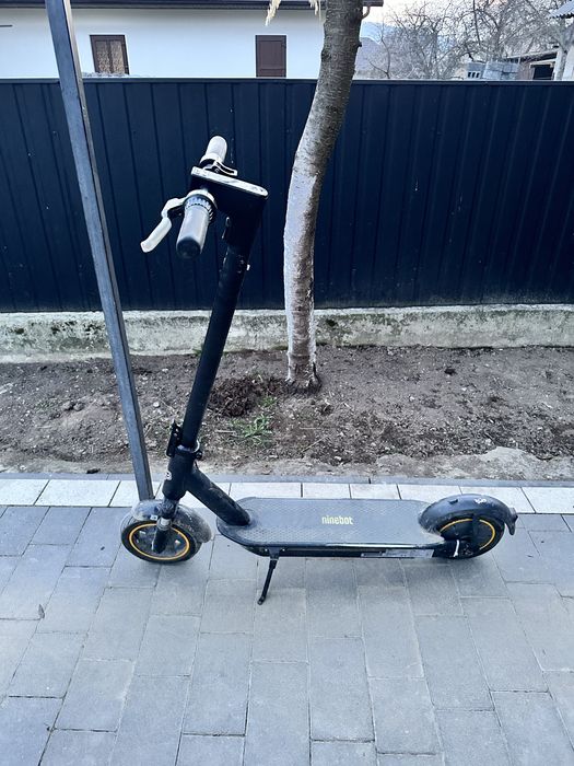 Самокат Ninebot g30