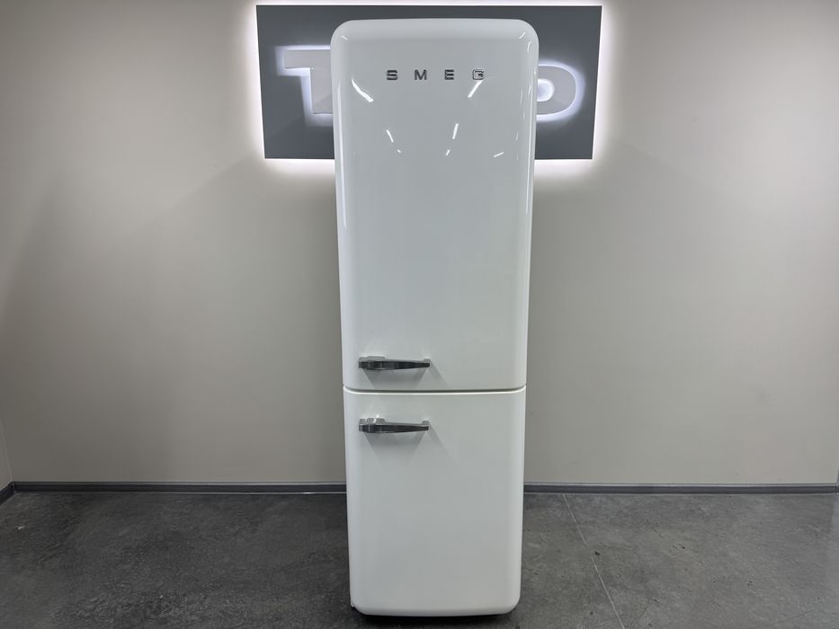 Smeg FAB32RWH3 365 л  A+++ No Frost Білий