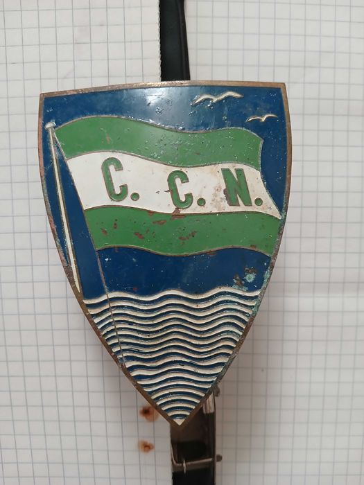 Crachats esmalte e outros da C. Nacional Navegação e C. Colonial Navegação