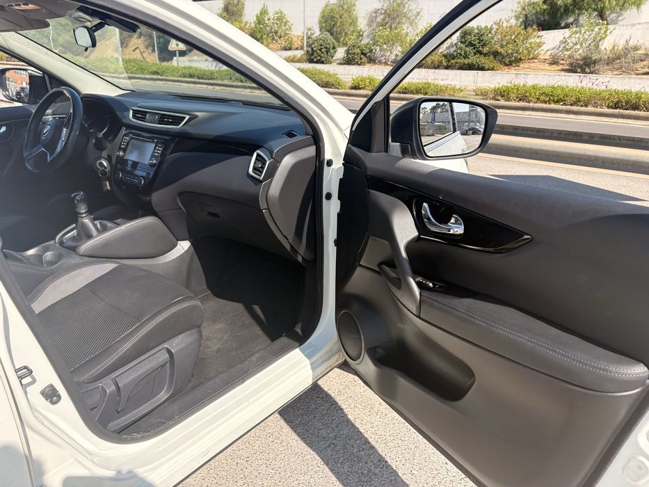 Nissan Qashqai — fotografia 6