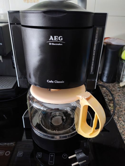 Máquina de café AEG