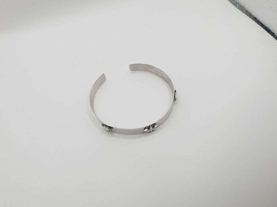 Elegancka bransoletka wykonana ze srebra próby .925