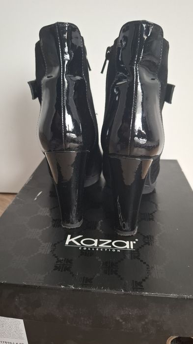 Botki na słupku Kazar