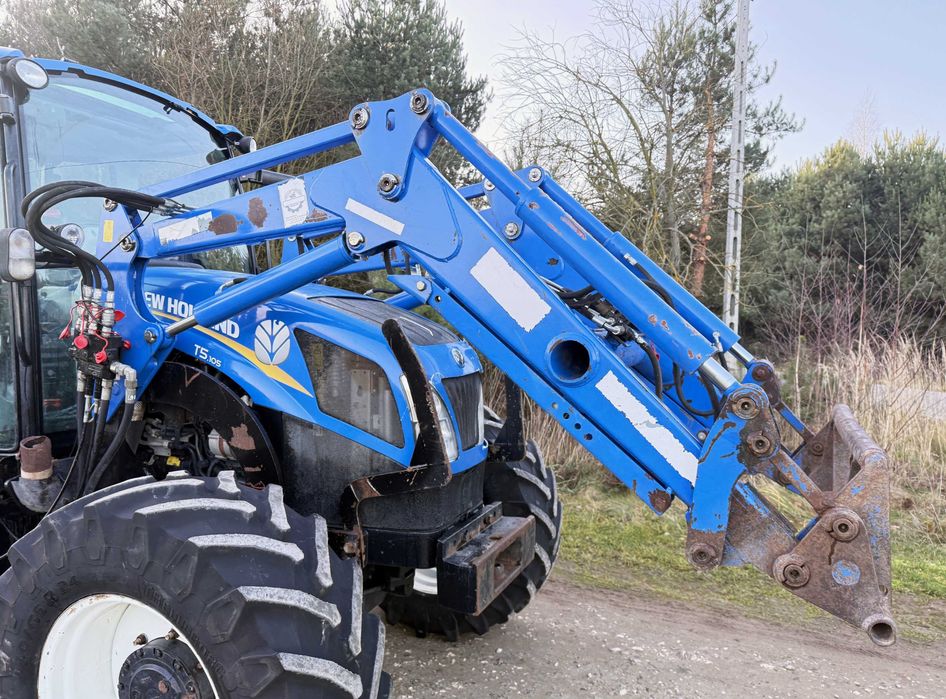 Ładowacz czołowy AGROMASZ MRĄGOWO Ł-106 NEW HOLLANND T Case Stan BDB