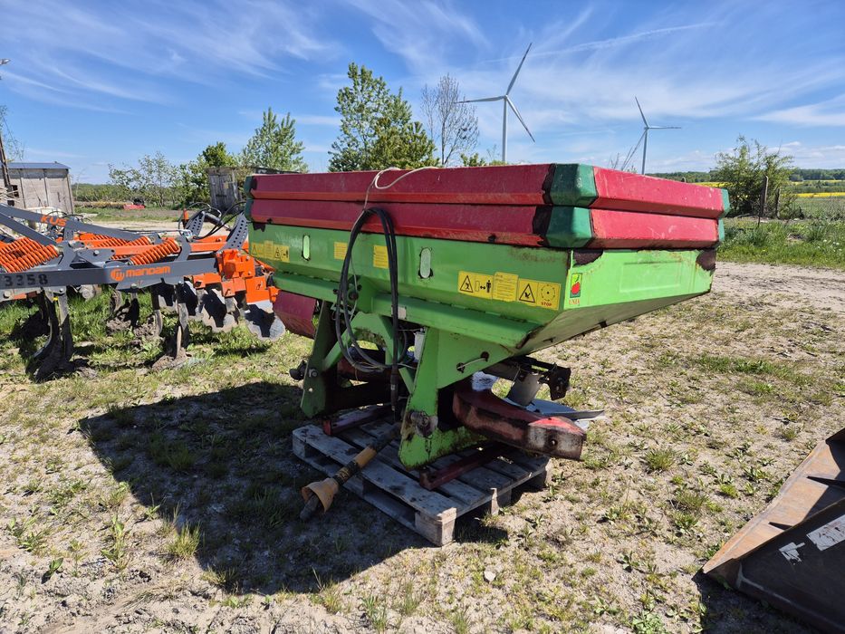 Rozsiewacz Unia mxl 1600