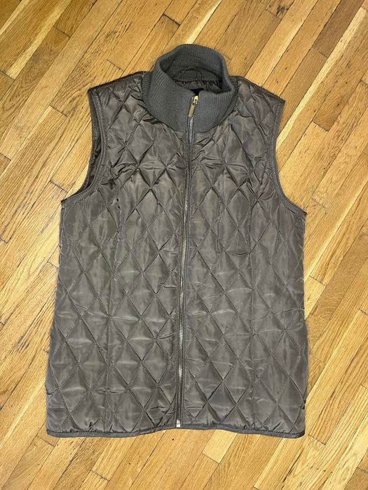 Жіноча стьобана жилетка