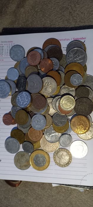 Українські монети ,є ще других країн