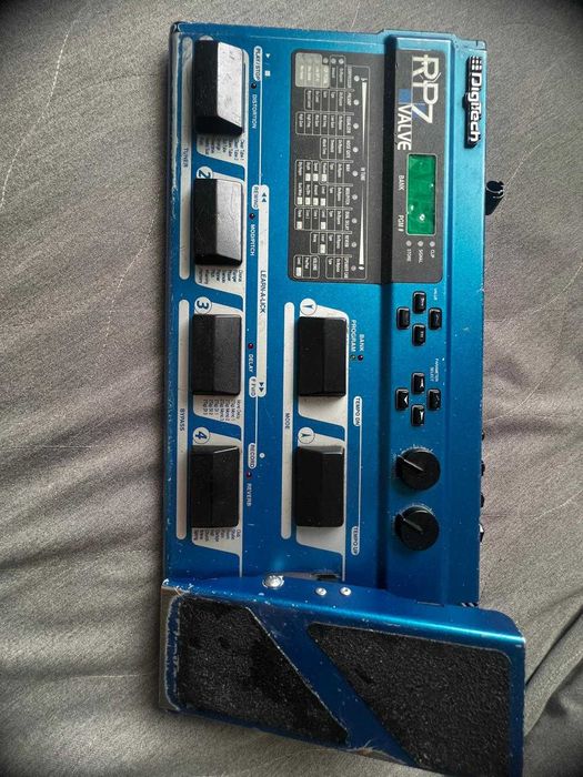 Lampowy multiefekt gitarowy Digitech rp7 valve
