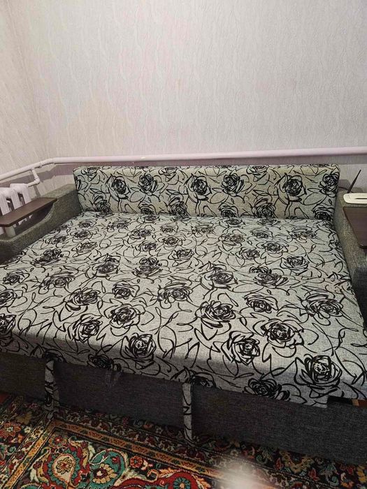 Розкладний диван