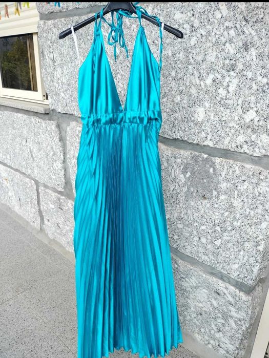 Vestido cerimónia novo
