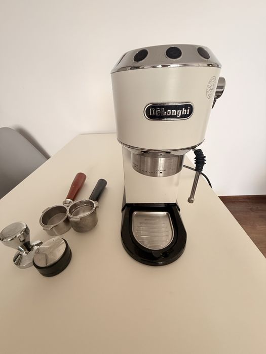 Ekspres DeLonghi