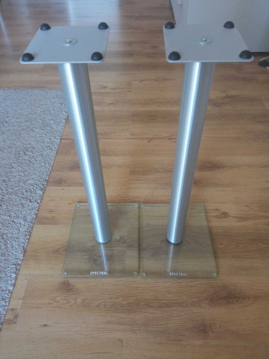 podstawki pod kolumny