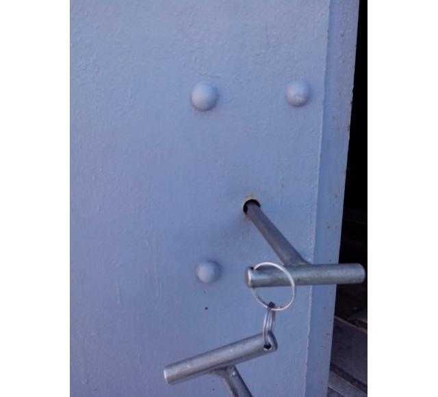 Замок для гаража