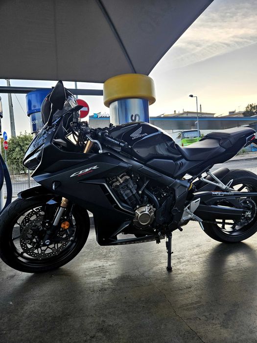 Honda  Cbr  650r