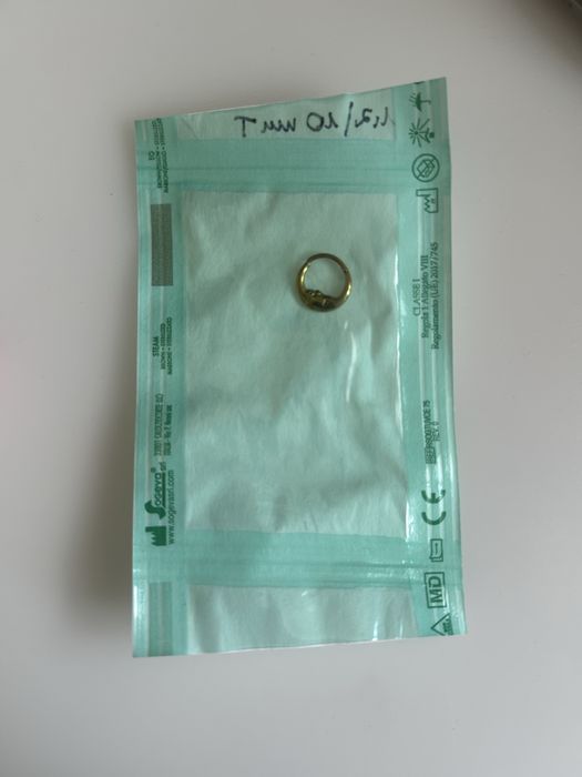 Tytanowy kolczyk złoty księżyc Daith septum 1,2/10 mm