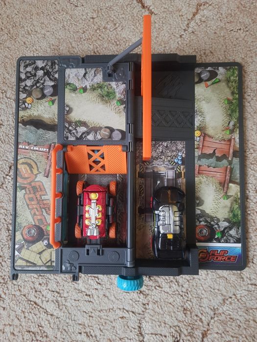 Игра "Flip Force"