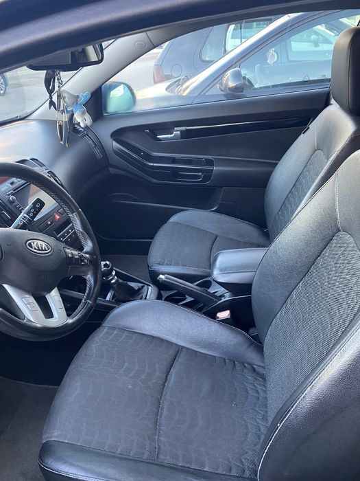 Kia Ceed SCoupe 1.6 crdi EX