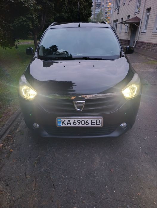 Продам Мінівен Dacia Lodgy 7 місць