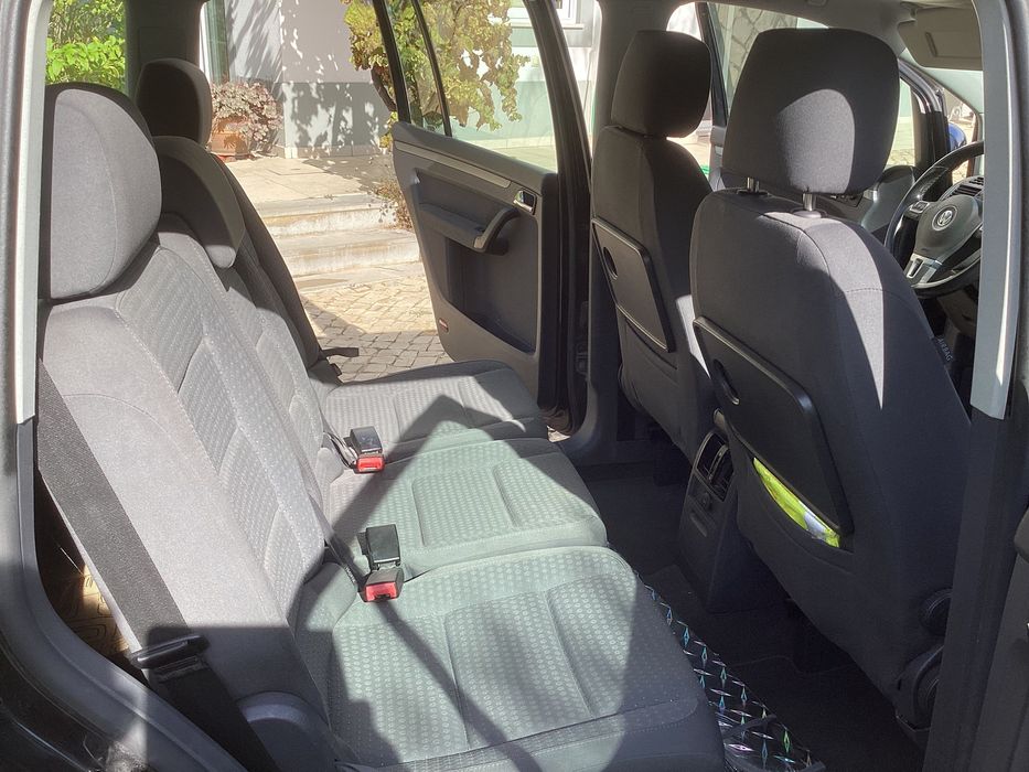 VW TOURAN 1.9 TDI Conceptline 5 lugares DSG