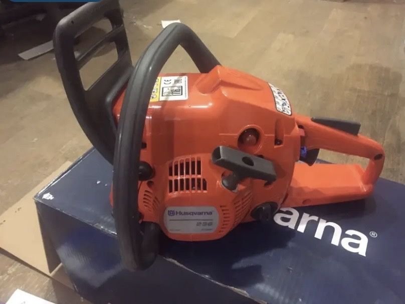 Бензопила Husqvarna 236 СРОЧНО!!!