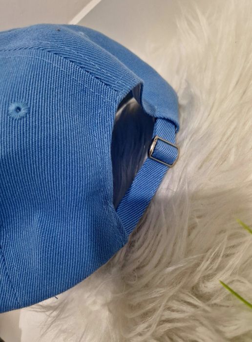 Boné Homem Azul novo