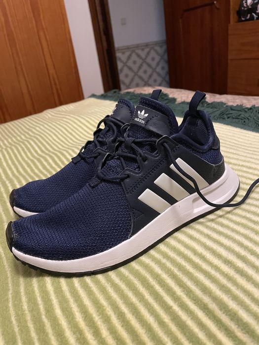 Sapatilhas adidas desportivas