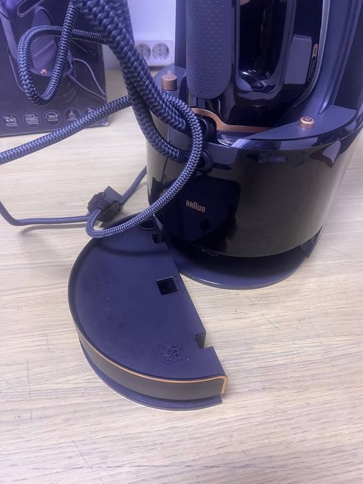 Прасувальна система Braun IS 9090 BK