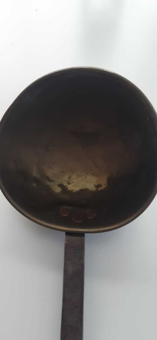 Concha Antiga de Latão